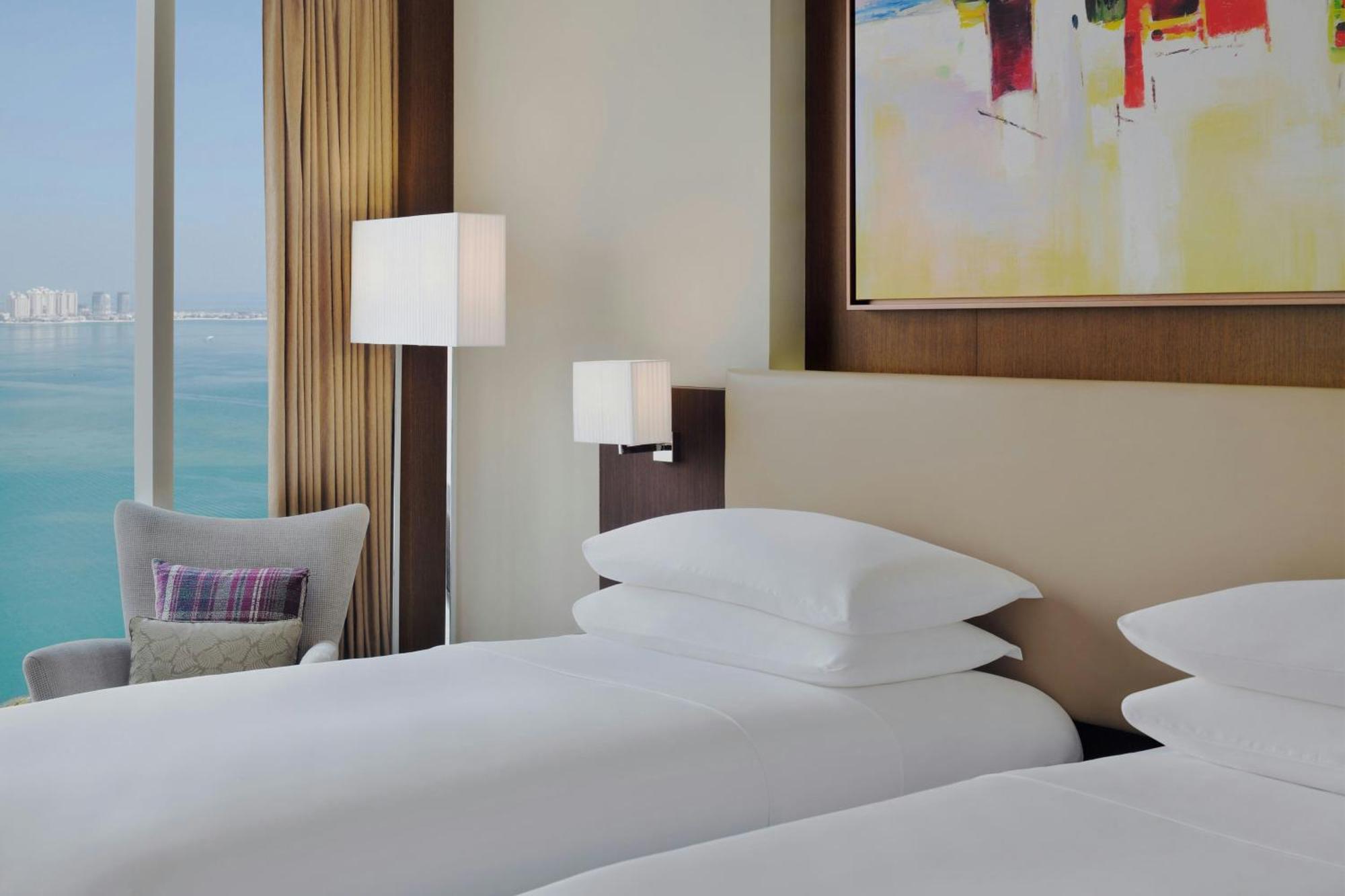 Delta Hotels By Marriott City Center Doha Extérieur photo A guest room at the hotel